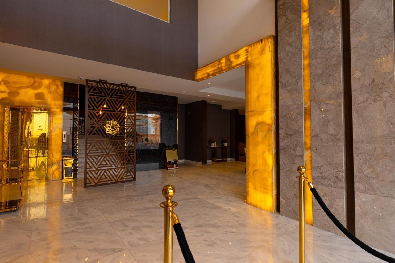 Suits Hotel تشغيل مؤسسه سويت لتشغيل الفنادق Jeddah Exterior photo